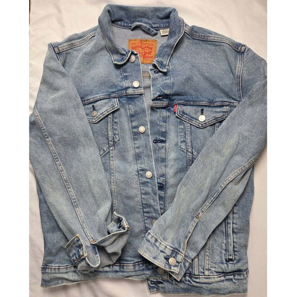 Levis Mens Light Wash Denim Trucker Jacket Size L Blue Cotton Button Up Coat